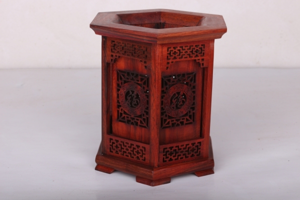 福字酸枝木笔筒6角笔筒