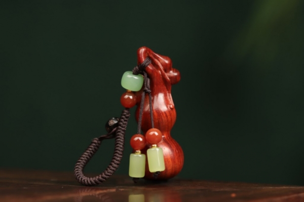 紫檀小葫芦手把件