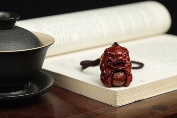 比丘紫檀手把件吊饰